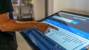 Interaktive Bildschirmbenutzung mit Auswahl
